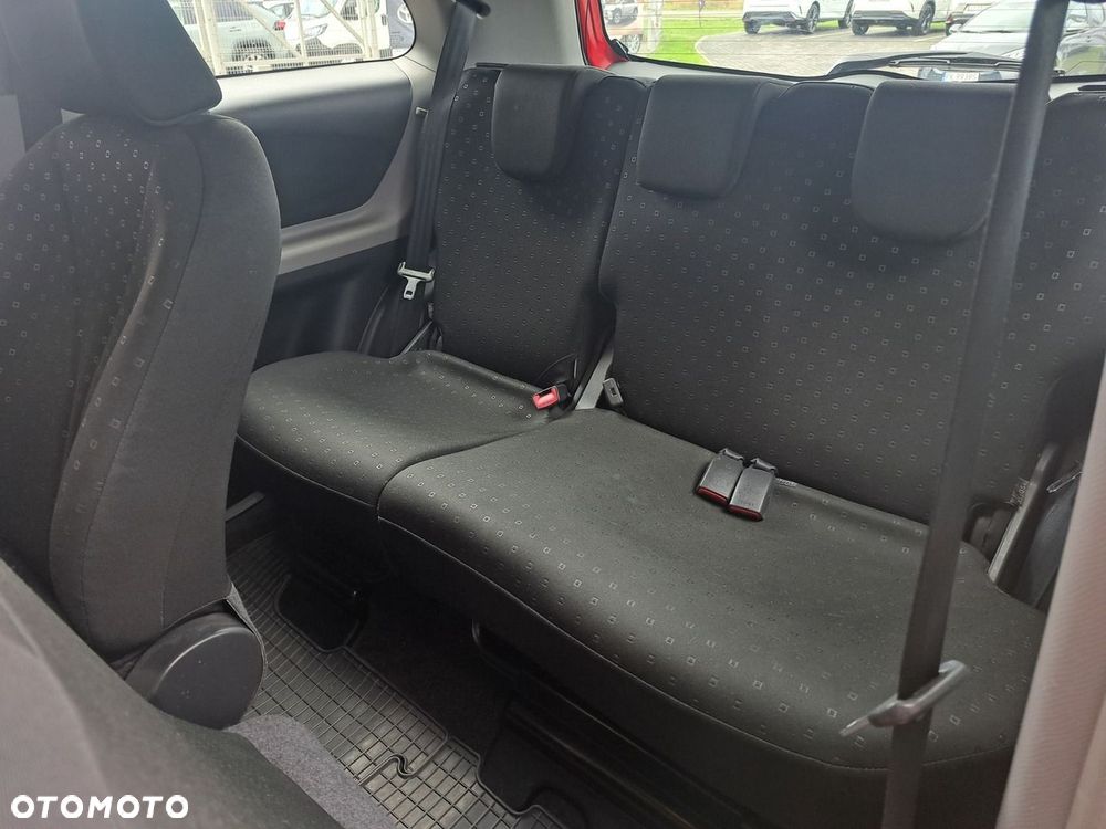 Toyota Yaris 1.3 Luna Premium - 18