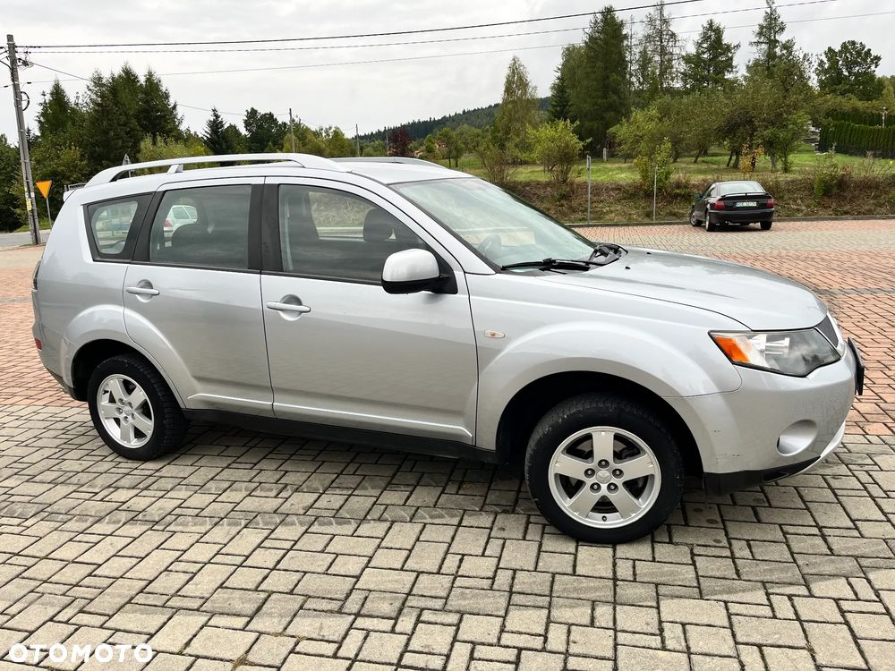 Mitsubishi Outlander 2.0 DID Intense + - 12