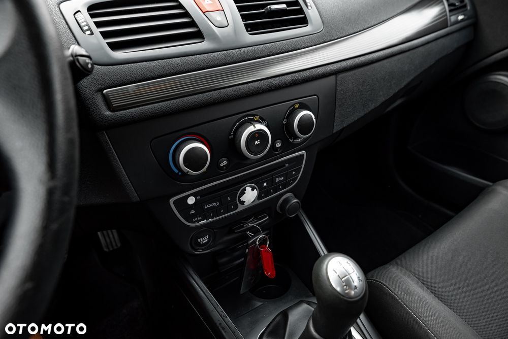 Renault Megane 1.6 16V 100 Expression - 23