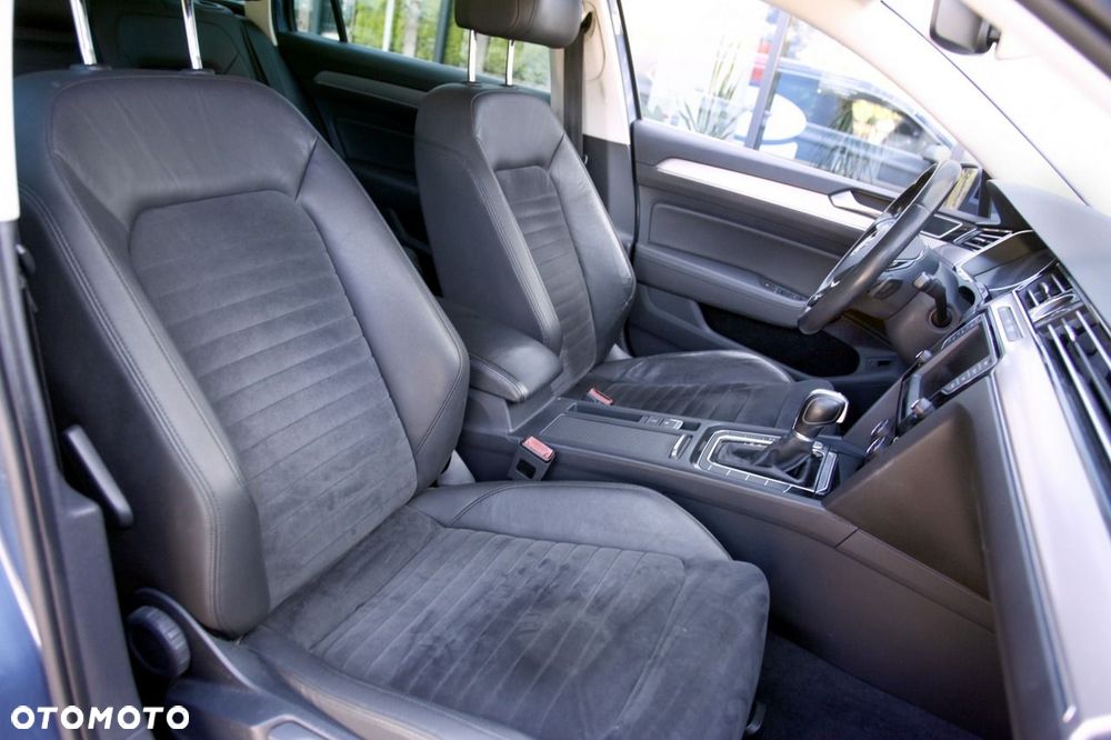 Volkswagen Passat - 13