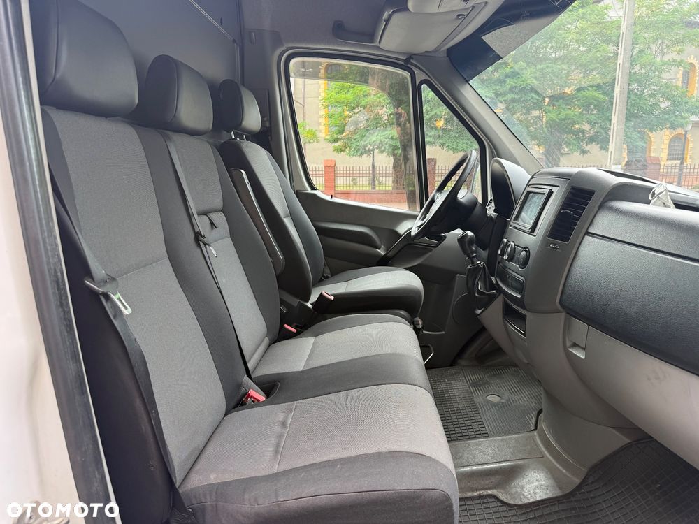 Volkswagen Crafter - 16
