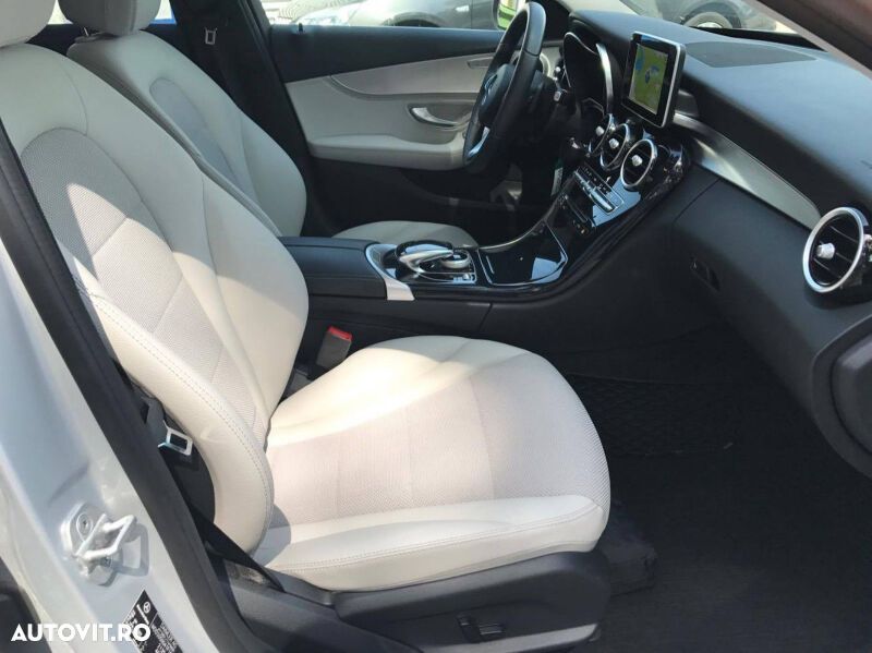 Mercedes-Benz C 220 (BlueTEC) d 7G-TRONIC Avantgarde - 10