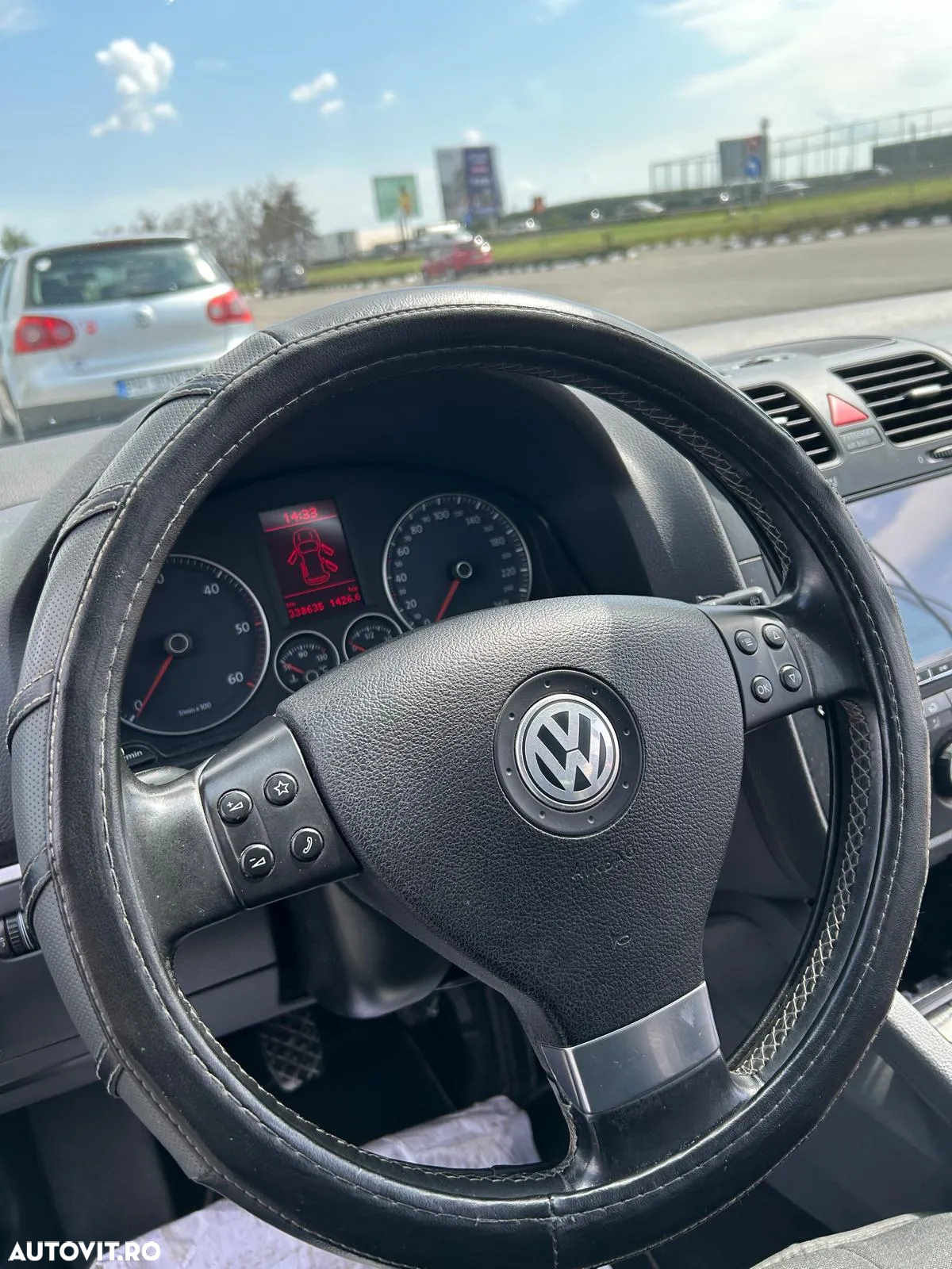 Volkswagen Golf 1.9 TDI United - 6