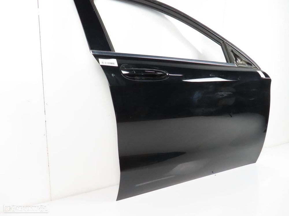 Porta Direito/Frente Usado / Original MERCEDES-BENZ GLA-CLASS (X156) A1566720020... - 2