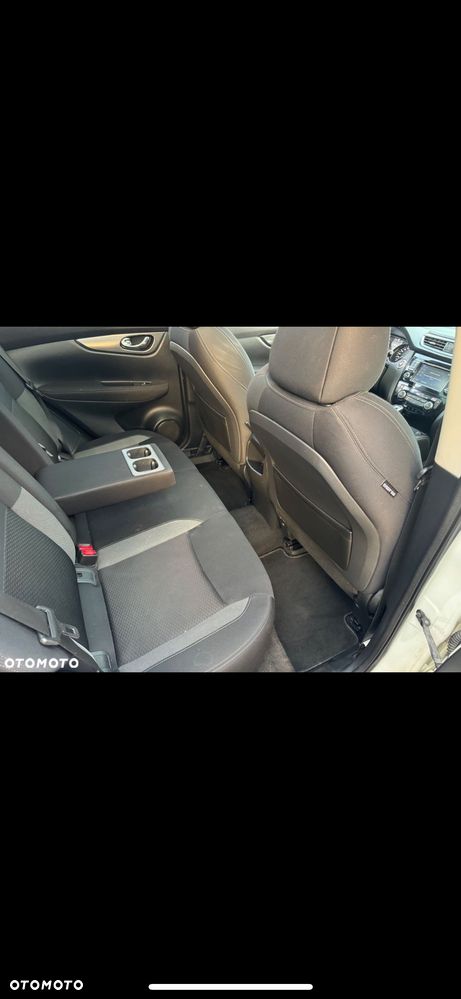 Nissan Qashqai 1.2 DIG-T N-Connecta Xtronic - 13