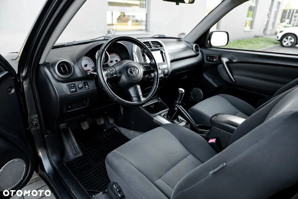 Toyota RAV4 2.0 VVT-i Sol - 10