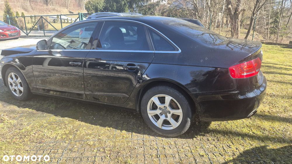 Audi A6 Avant 3.0 TDI quattro S tronic - 4