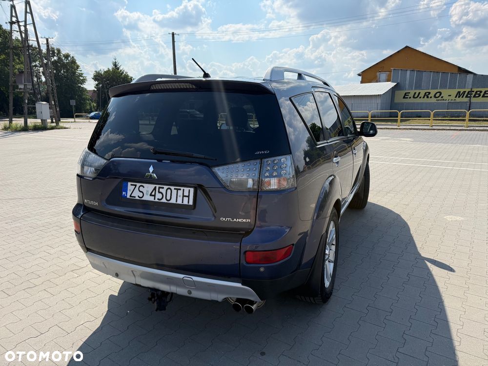 Mitsubishi Outlander 2.0 DID Instyle - 4