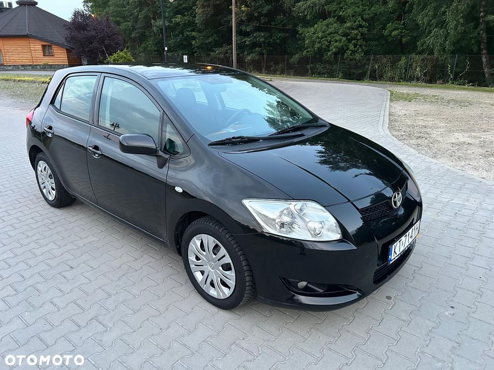 Toyota Auris 1.6 VVT-i Premium - 11