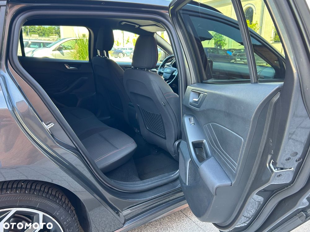 Ford Focus 1.5 EcoBoost STart-Stopp-System ST-LINE - 17