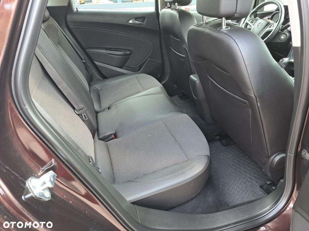 Opel Astra 1.7 CDTI Cosmo - 12