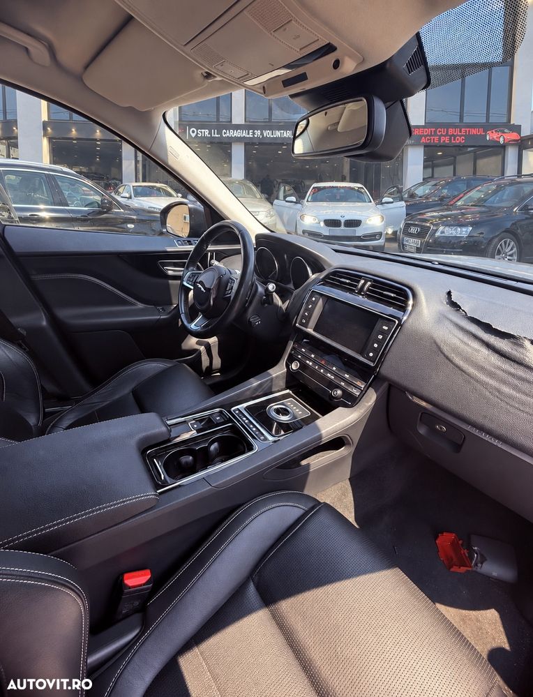 Jaguar F-Pace 20d AWD Portfolio - 5