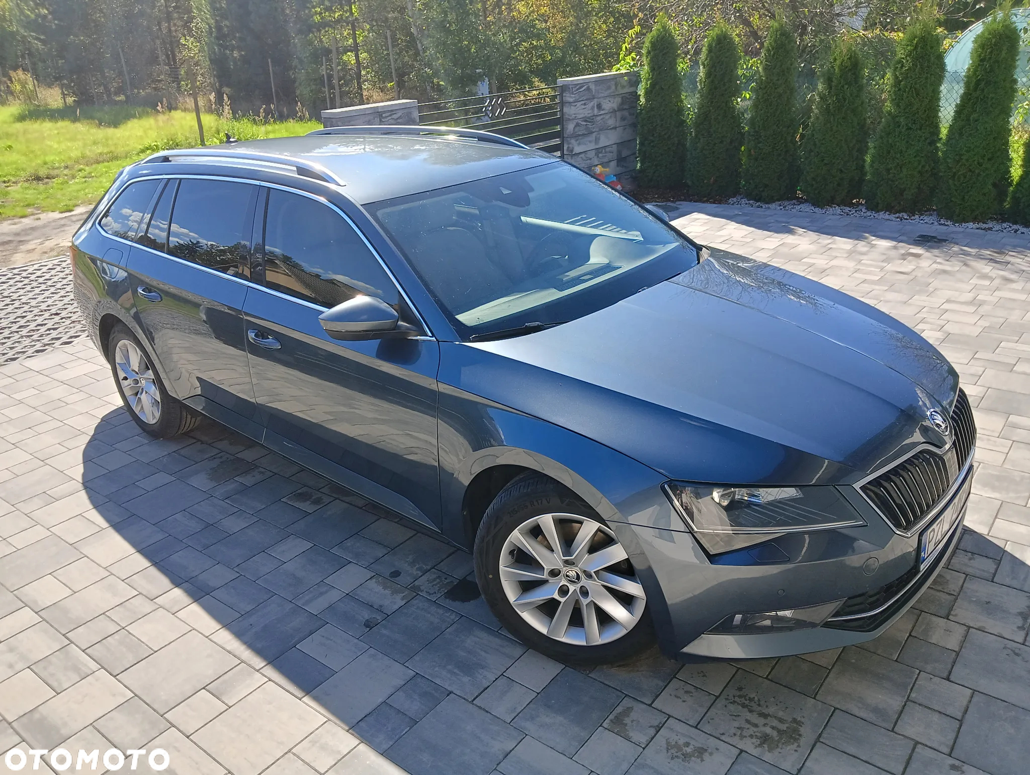 Skoda Superb 2.0 TDI Style DSG - 25