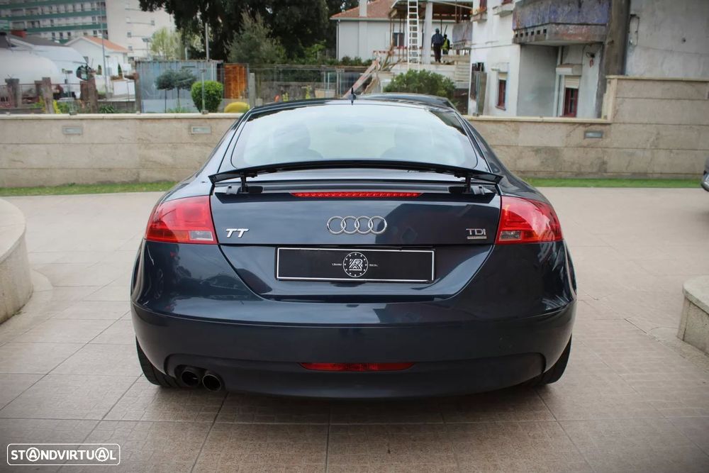 Audi TT Coupé 2.0 TDI quattro - 23