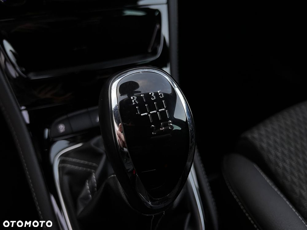 Opel Astra 1.6 CDTI Elite S&S - 23