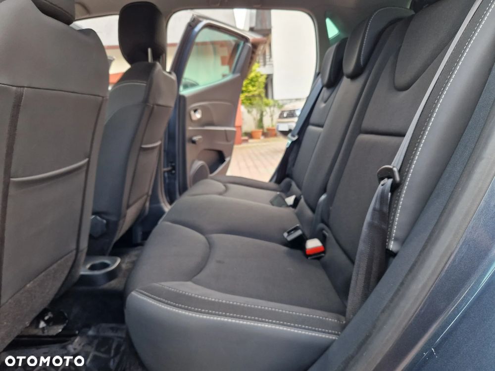 Renault Clio 0.9 TCe Limited - 14