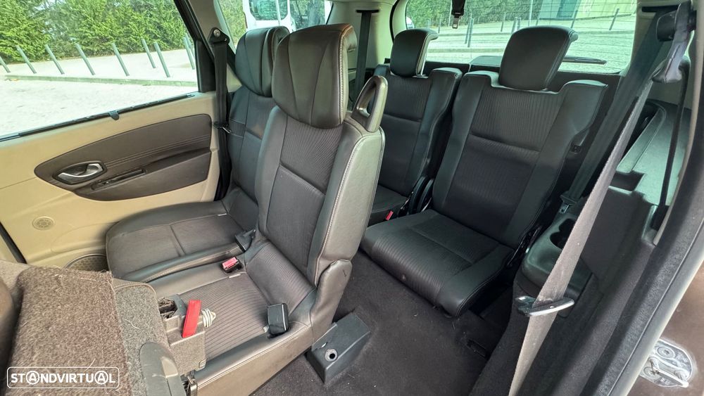 Renault Grand Scénic 1.5 dCi Luxe 7L - 11