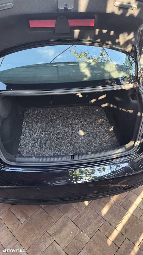 Audi A3 2.0 TDI Ambiente - 6