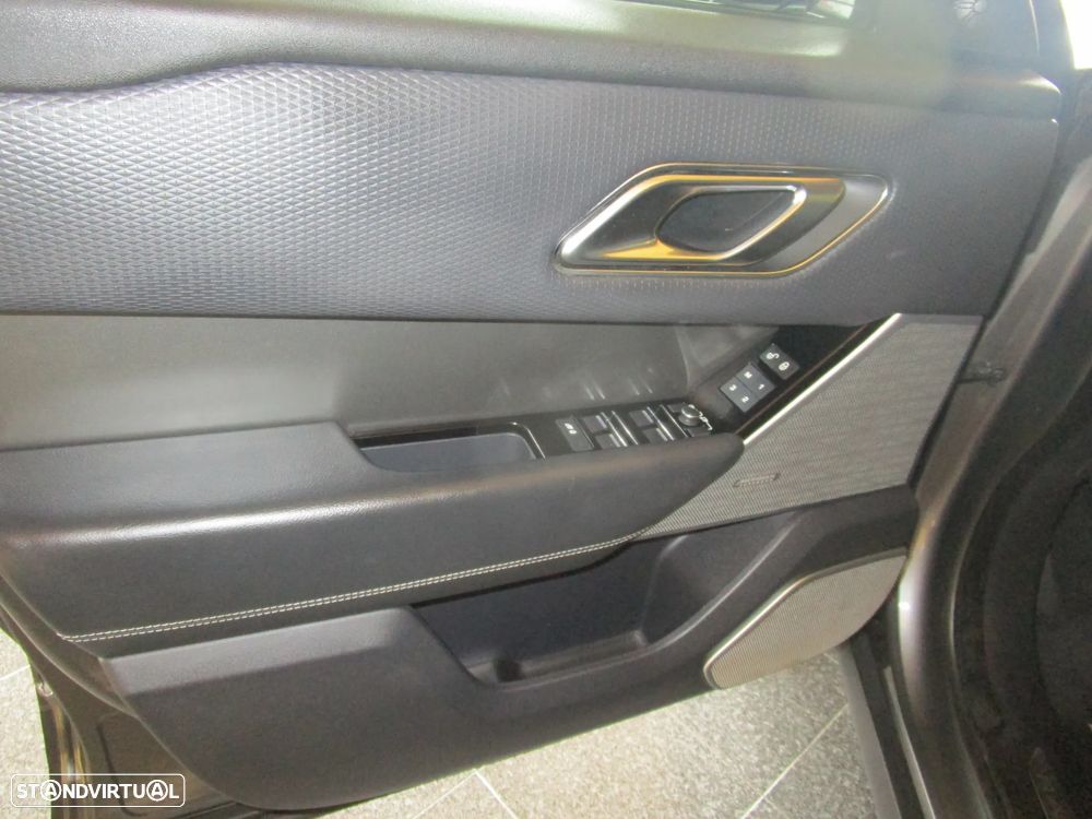 Land Rover Range Rover Velar 2.0 D R-Dynamic SE - 17