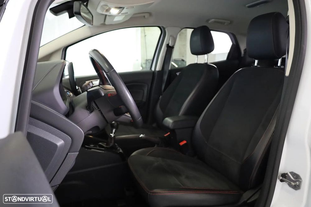Ford EcoSport 1.0 EcoBoost ST-Line Plus - 31