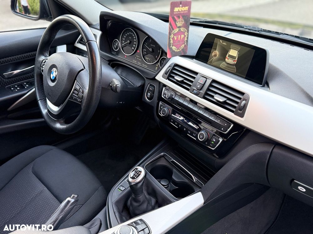 BMW Seria 3 - 30