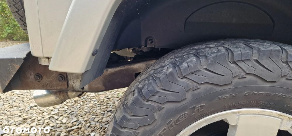 Jeep Wrangler Unlimited 3.8 Sahara - 21
