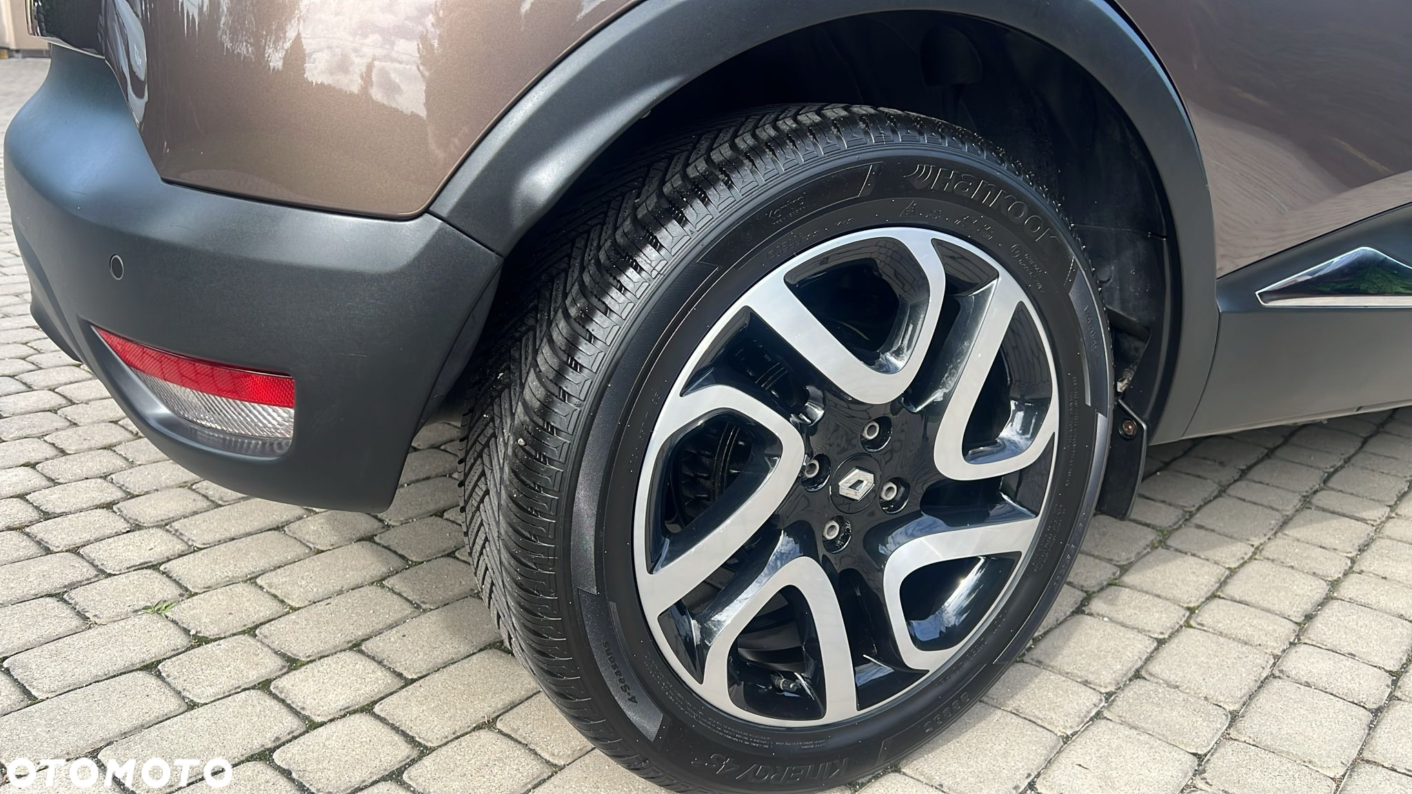 Renault Captur - 24
