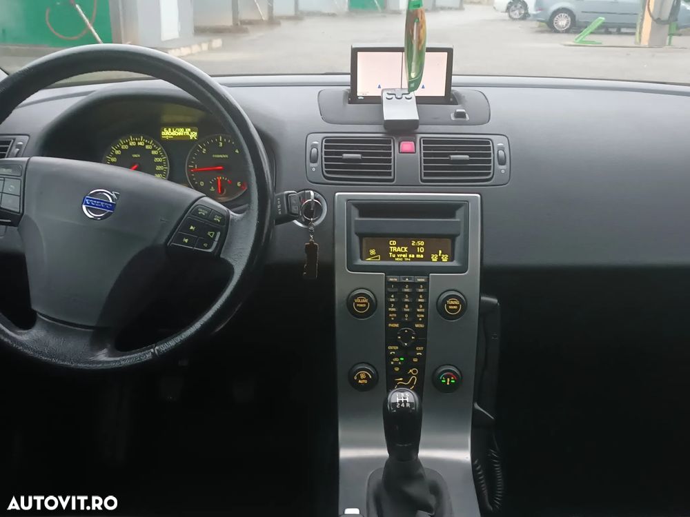 Volvo V50 - 1