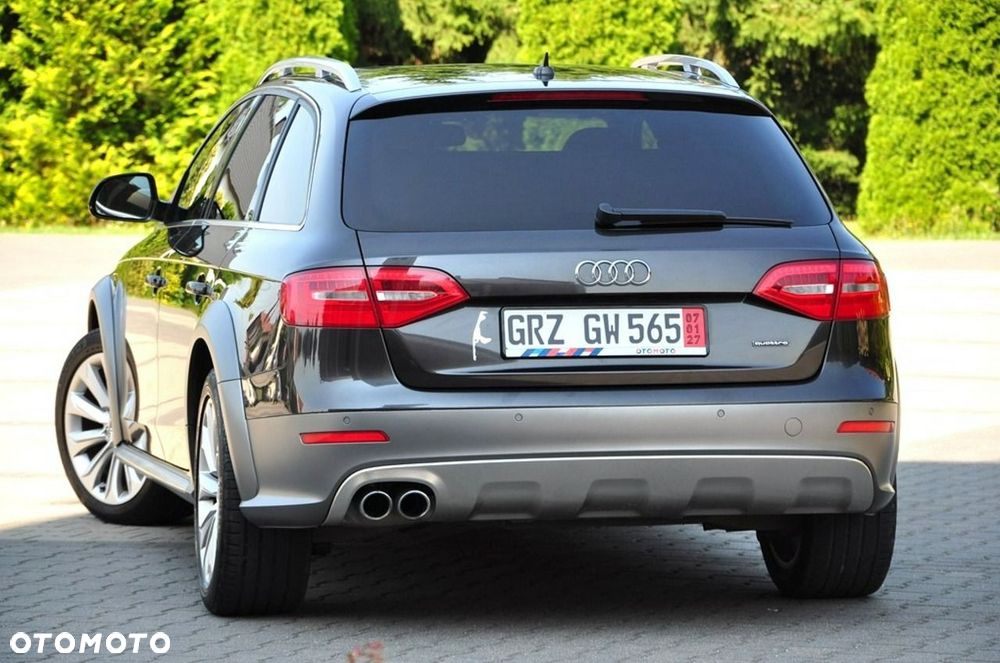 Audi A4 Allroad - 12