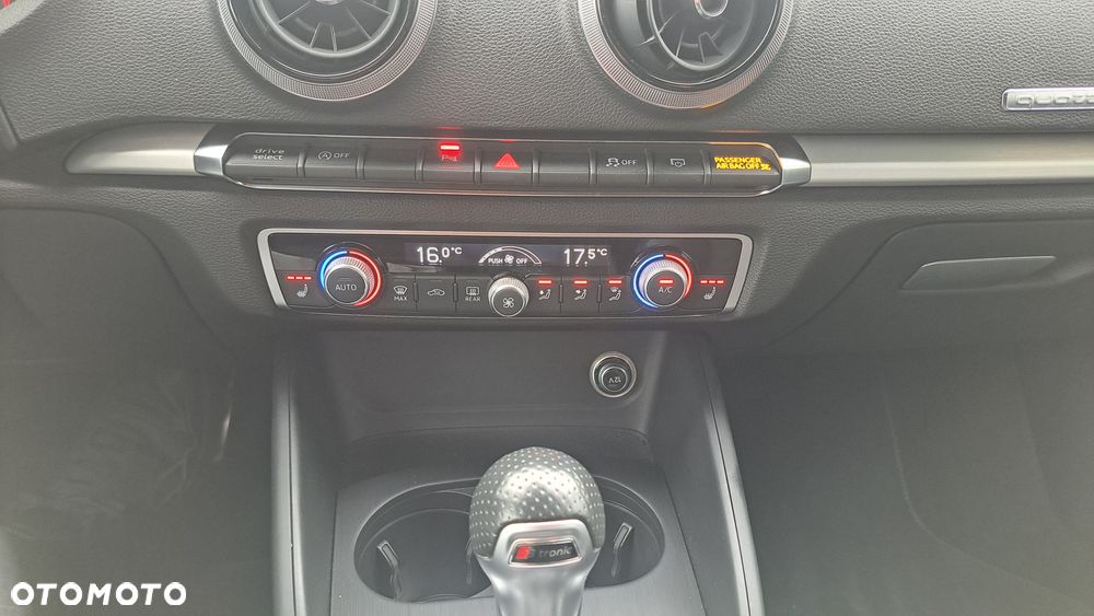 Audi A3 Limousine 40 TFSI quattro S tronic design - 19