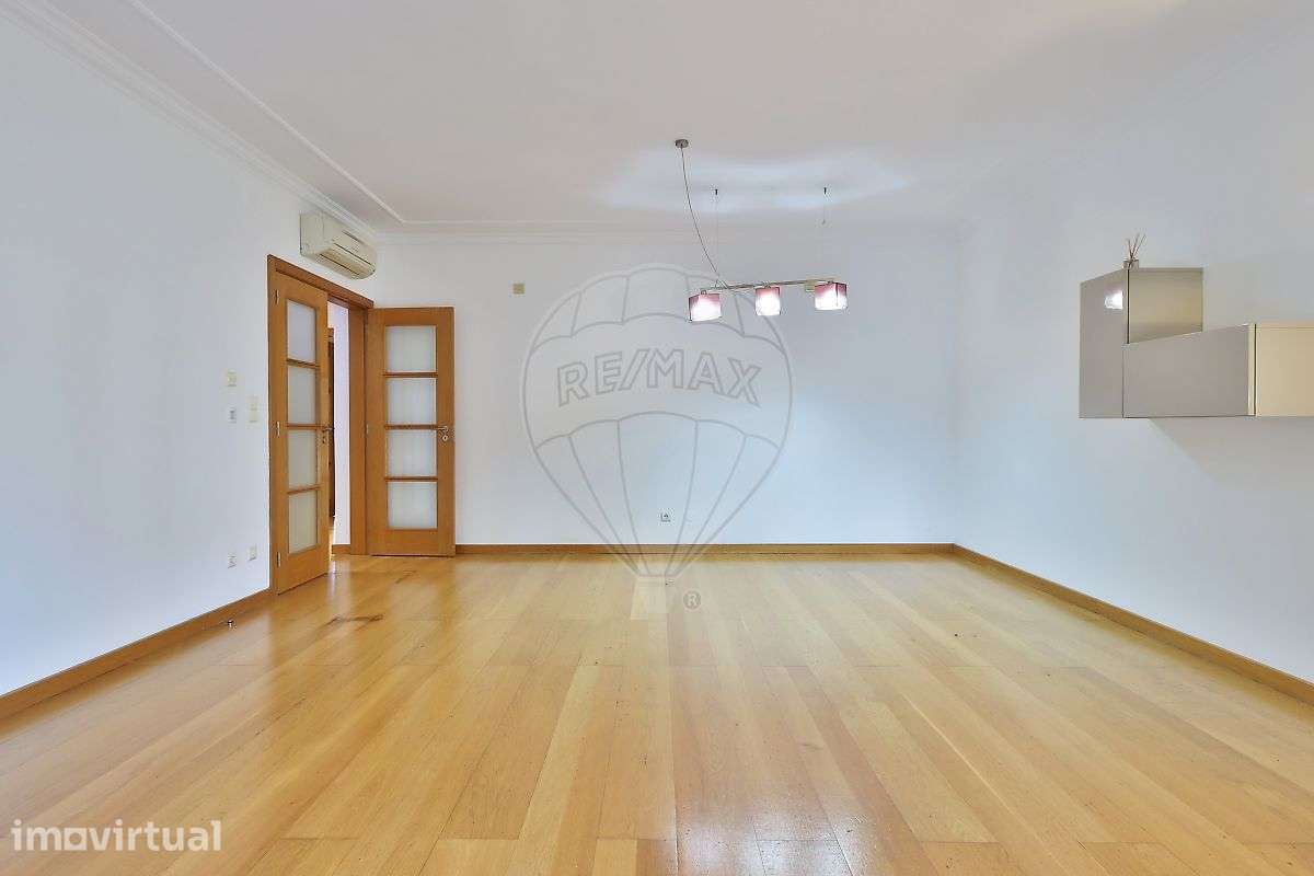 Apartamento T3 para arrendamento - Grande imagem: 2/26