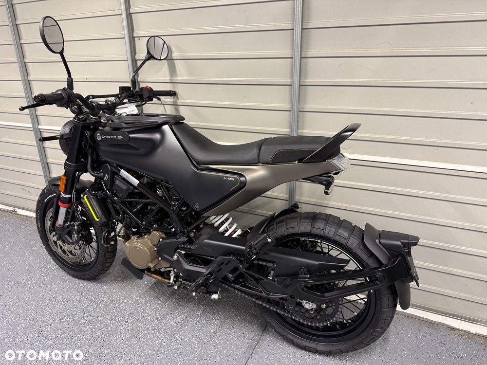 Husqvarna Svartpilen - 12