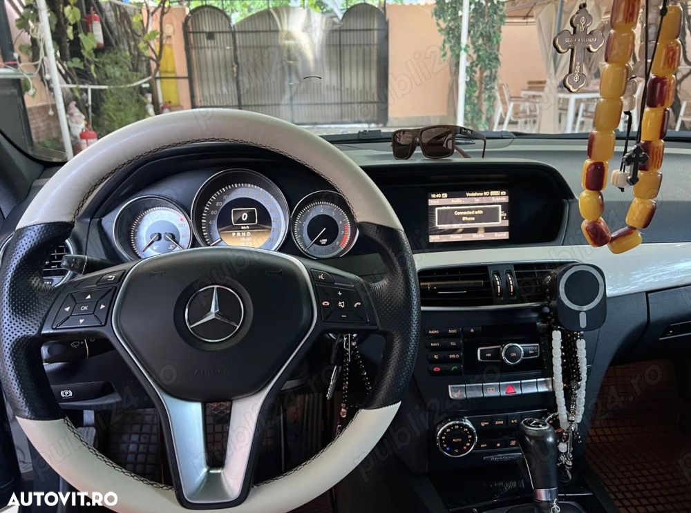 Mercedes-Benz C - 7