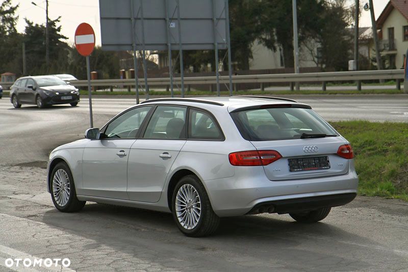 Audi A4 Avant 2.0 TDI Multitronic - 4