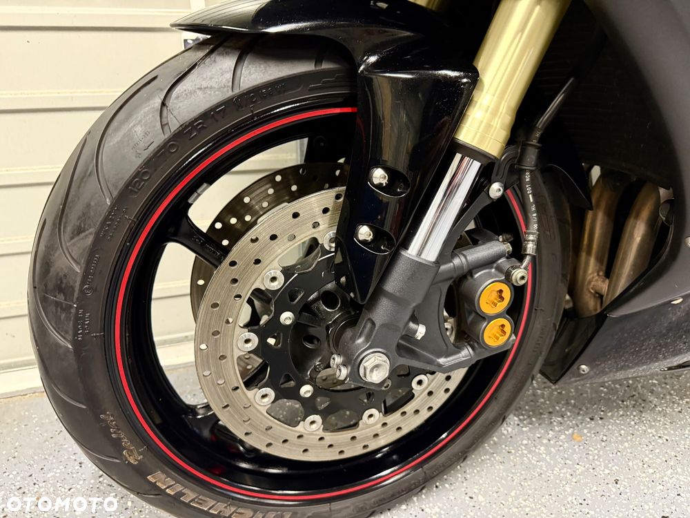 Yamaha R6 - 19