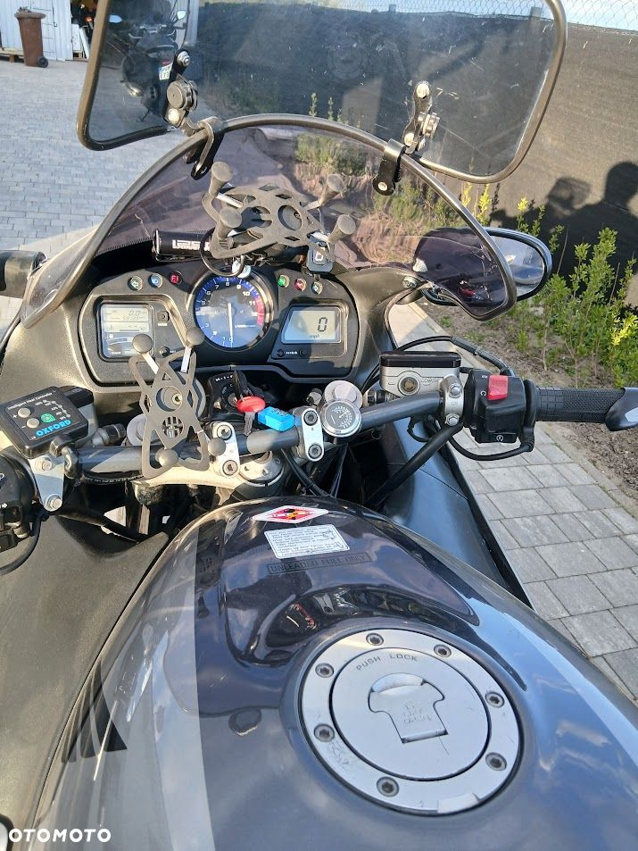 Honda CBR - 9