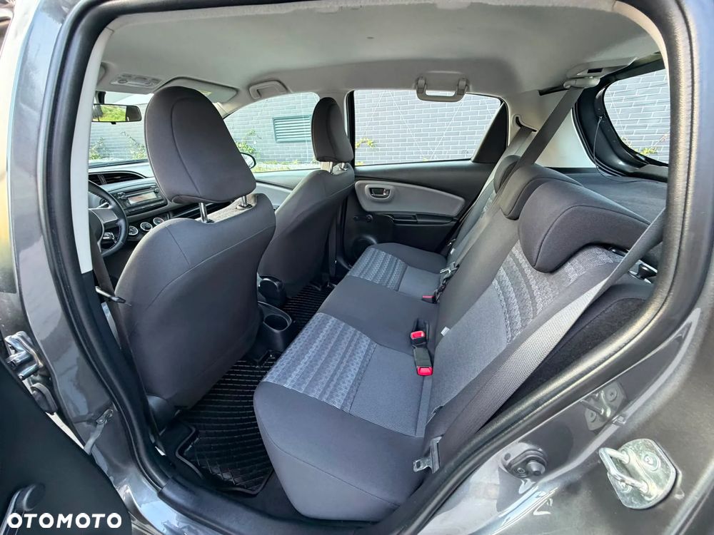 Toyota Yaris 1.33 Premium - 8