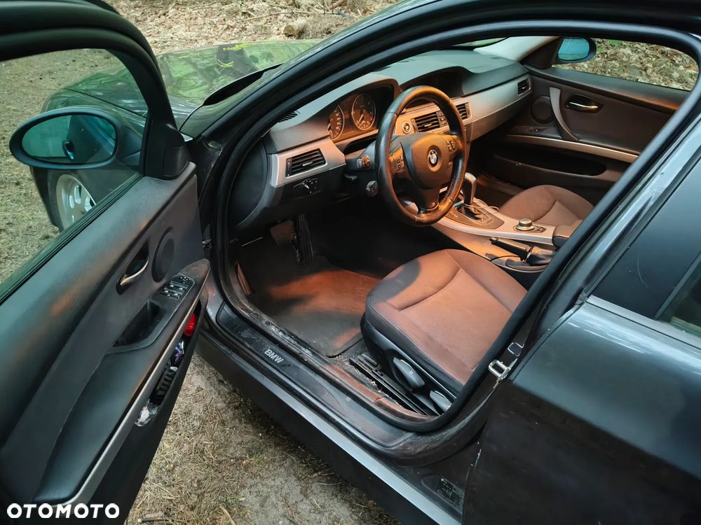 BMW Seria 3 320d DPF - 21