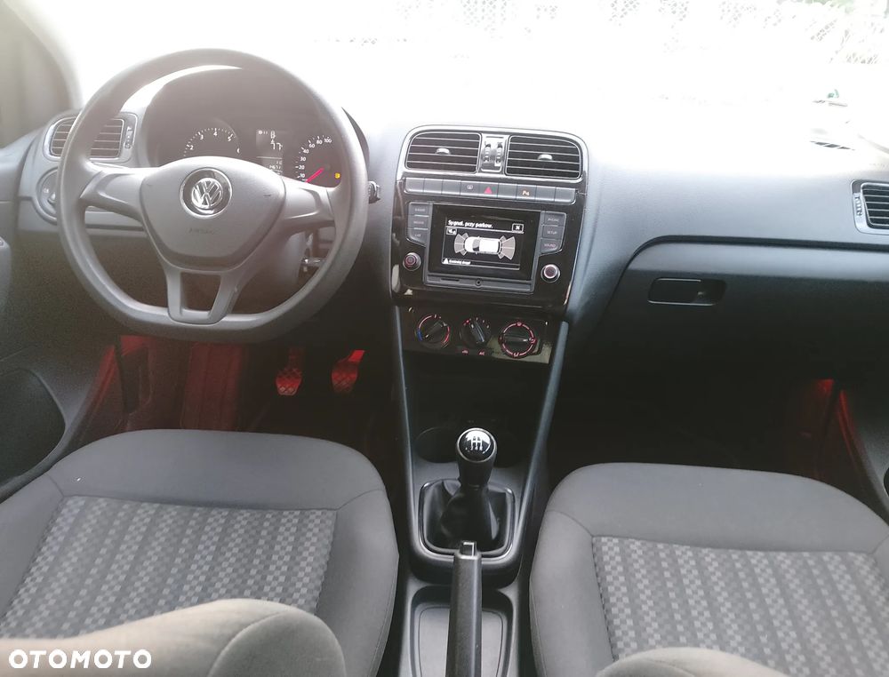 Volkswagen Polo 1.0 (Blue Motion Technology) Comfortline - 20