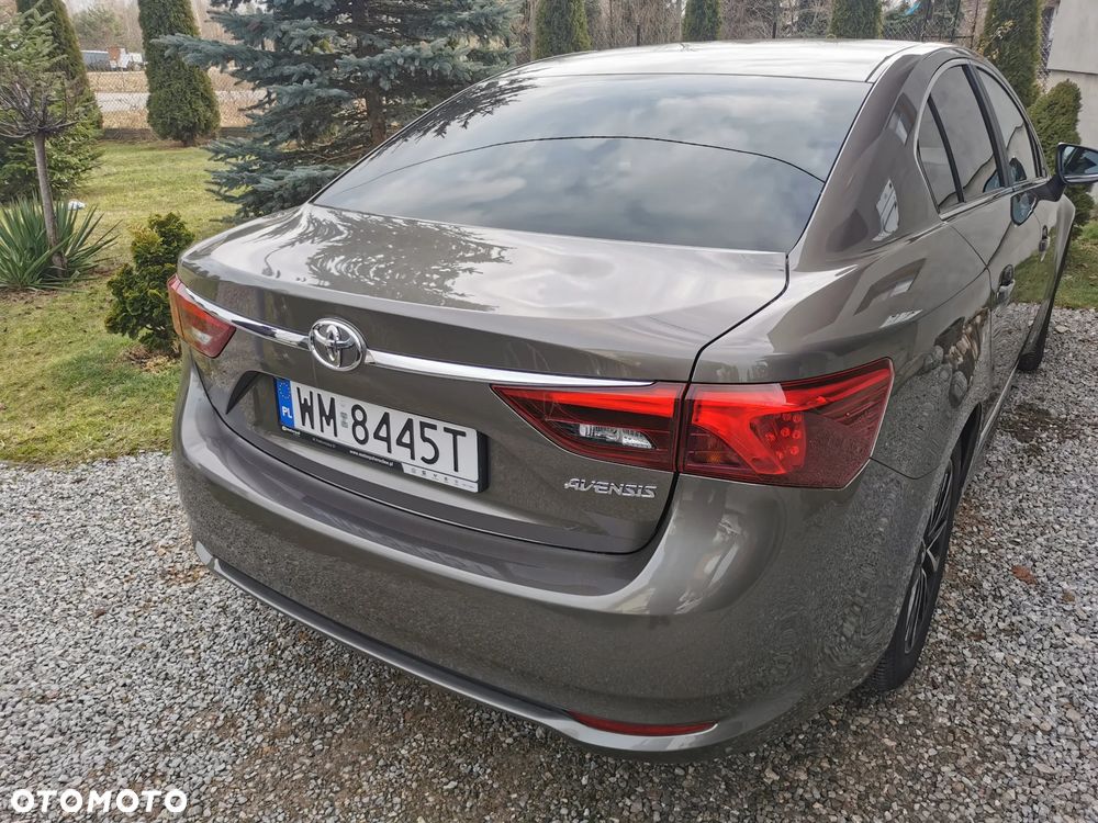 Toyota Avensis 1.8 Prestige MS - 4
