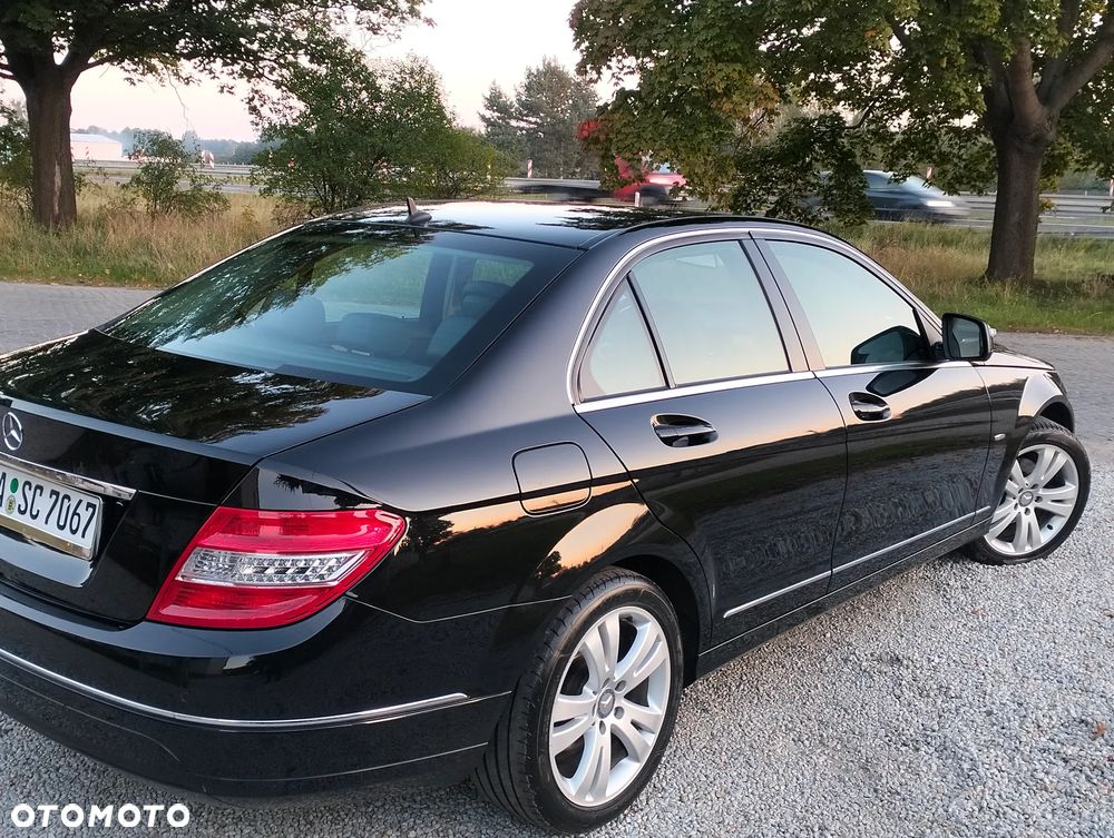Mercedes-Benz Klasa C 180 Kompressor Avantgarde - 29