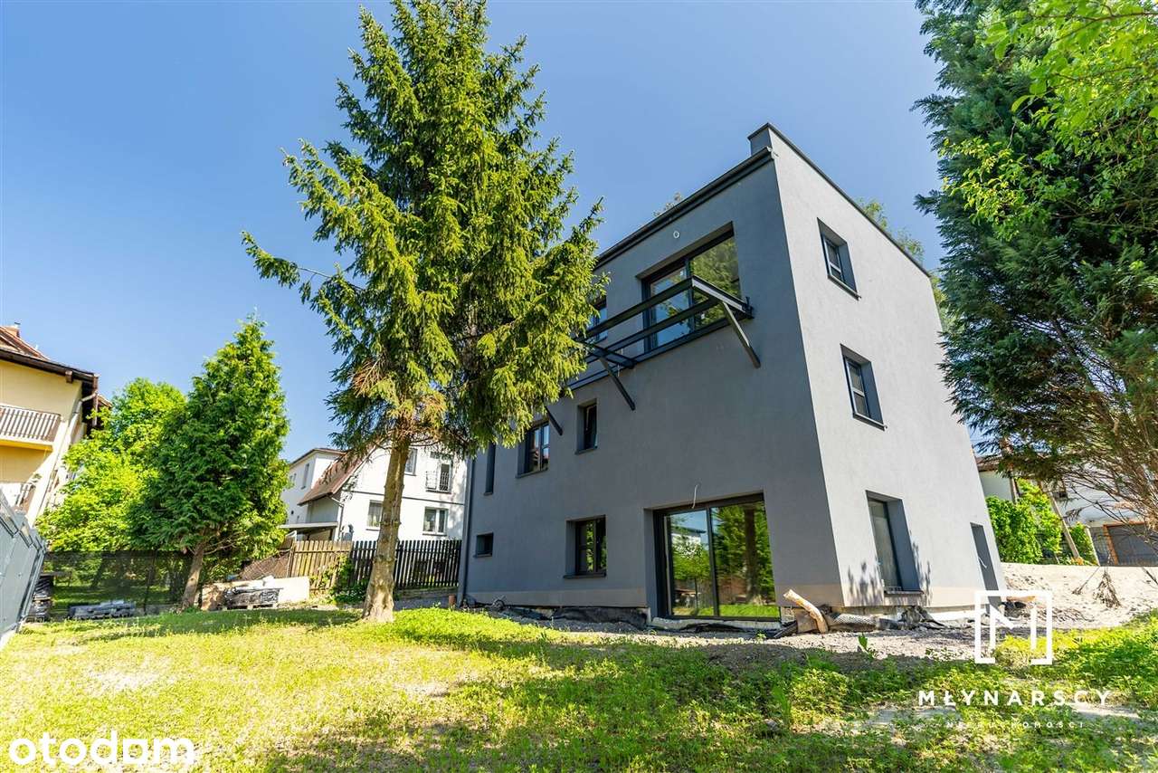 Apartament z ogródkiem.