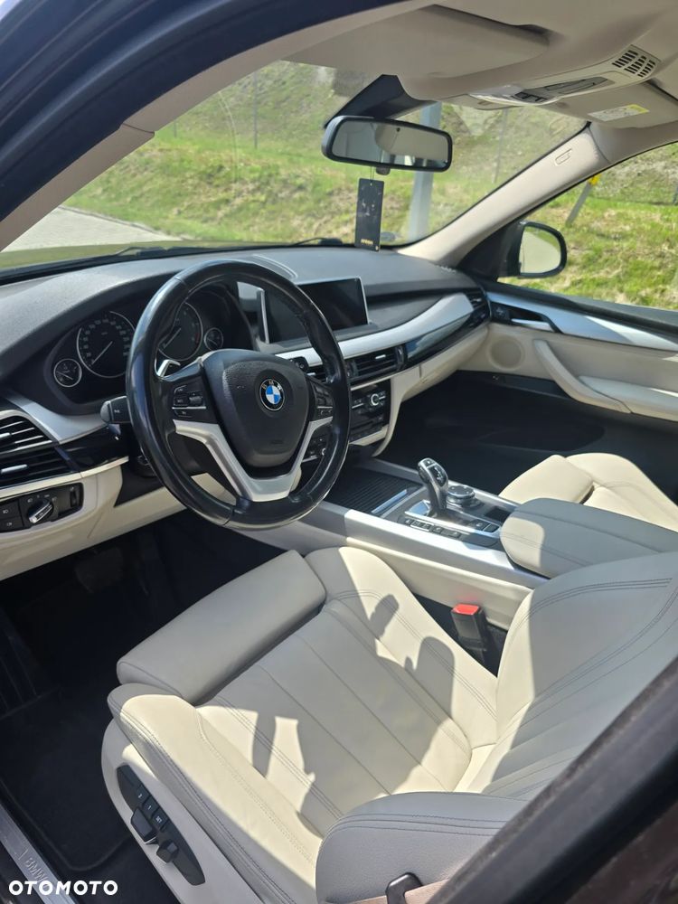 BMW X5 xDrive25d - 12