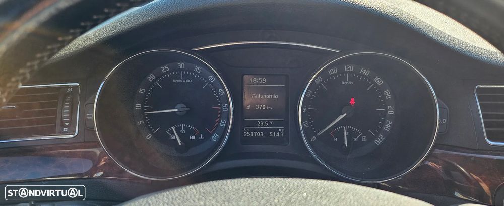 Skoda Superb Break 1.6 TDI Ambition Greenline - 5