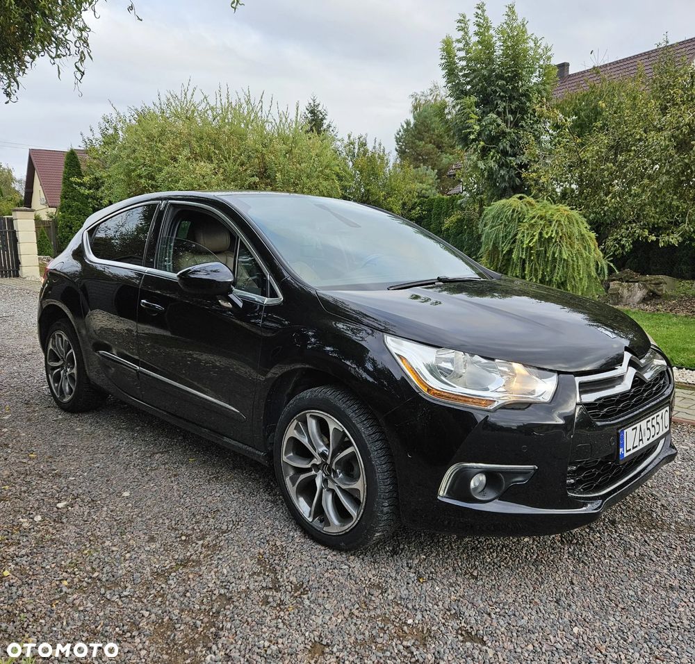 Citroën DS4 1.6 THP SoChic MCP - 9