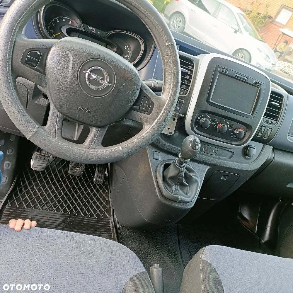 Opel Vivaro - 13