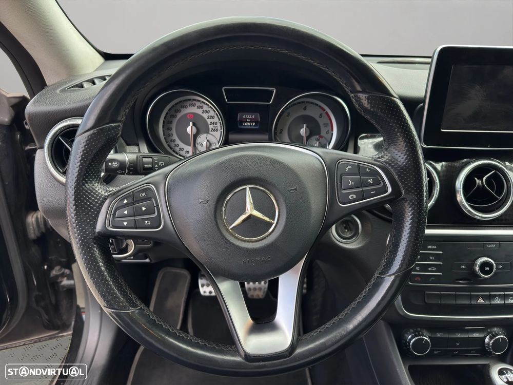 Mercedes-Benz CLA 180 d Shooting Brake Fleet Pack Plus - 10