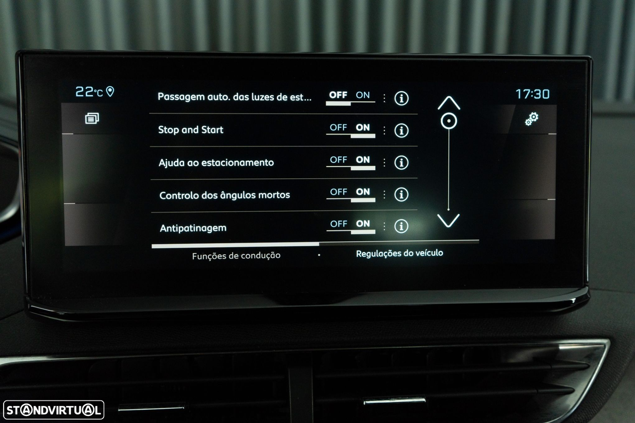 Peugeot 5008 1.2 PureTech GT EAT8 - 32