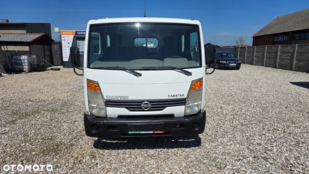 Nissan Cabstar - 4