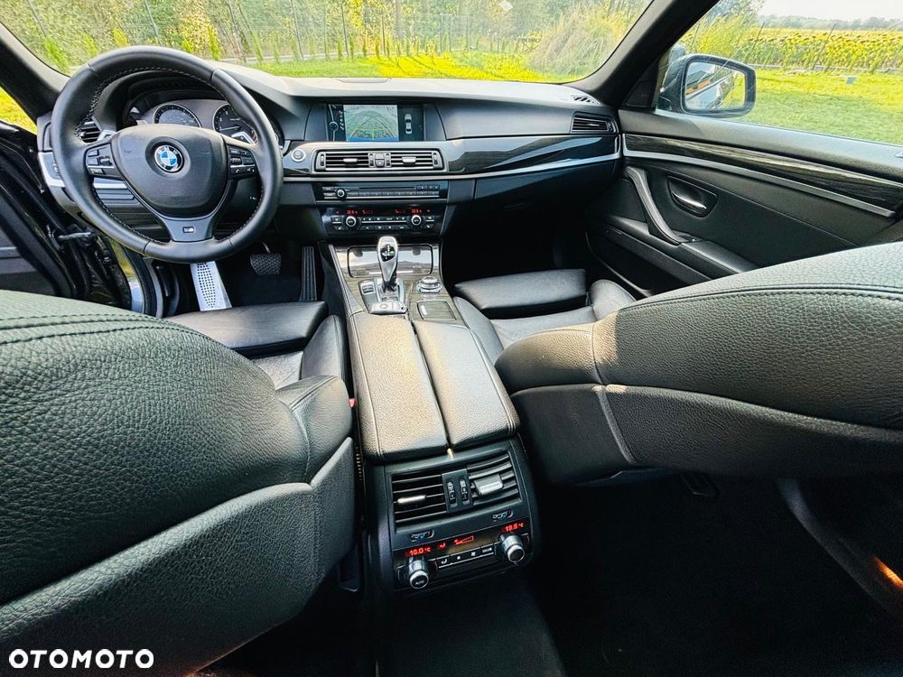 BMW Seria 5 535i Sport-Aut Luxury Line - 16